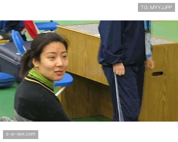 庞伟训练完回家还得给老婆杜丽做饭？